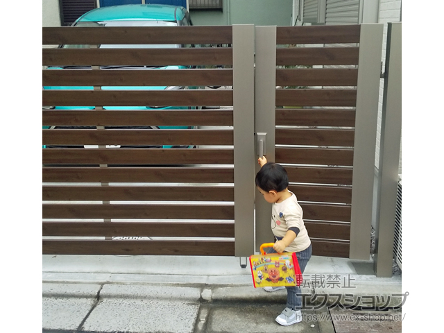 埼玉県ふじみ野市ののカーゲート ラビーネM3N型 手動式 施工例