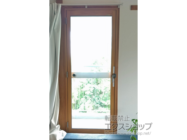 大阪府豊中市のの二重窓（内窓） インプラス テラスドアSG（外観右吊り元） 施工例