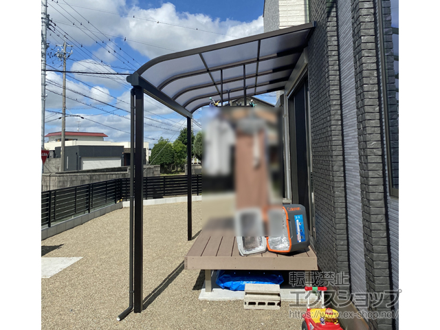 愛知県江南市ののテラス屋根 ソラリア R型 テラスタイプ 単体 積雪〜20cm対応 施工例