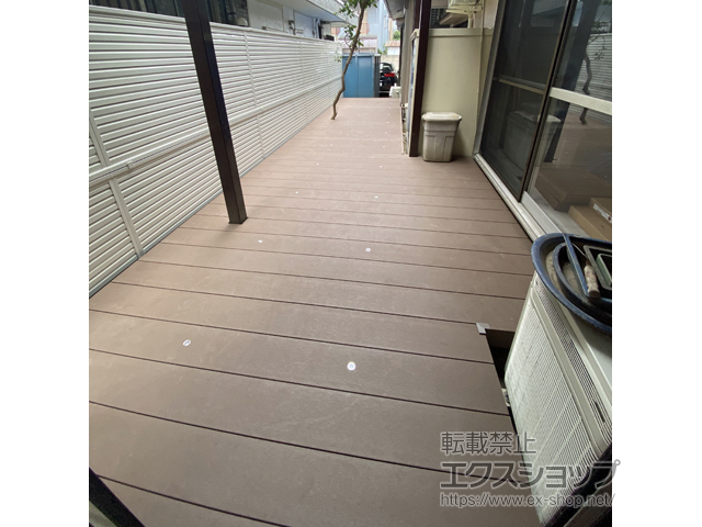 埼玉県川口市ののフェンス・柵 ミエーネフェンス 目隠しルーバータイプ 2段支柱 自立建て用 施工例