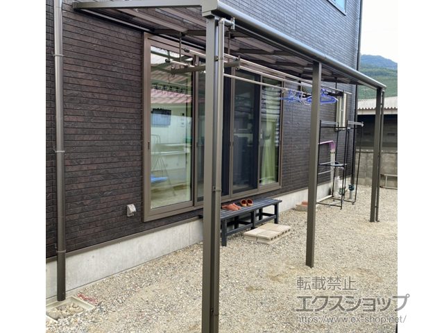 長野県大町市ののテラス屋根 スピーネ Ｆ型 1500 テラスタイプ 連棟 積雪〜50cm対応 施工例