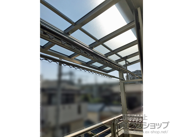 大阪府豊中市ののバルコニー・ベランダ屋根 ソラリア F型 1500 屋根タイプ 単体 積雪〜50cm対応 施工例