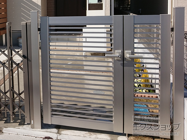 埼玉県鶴ヶ島市のの門扉 プレシオス門扉 　横格子 親子開き 門柱仕様 施工例