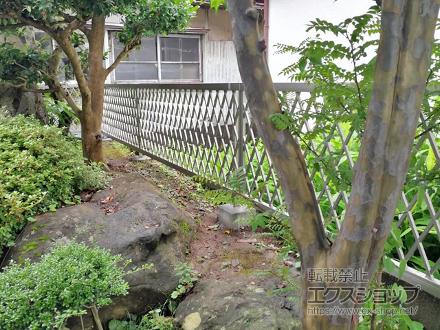 山形県鶴岡市のLIXIL(リクシル)のフェンス・柵・塀 ライシスフェンス 8型 ダイヤ格子 フリーポールタイプ 施工例