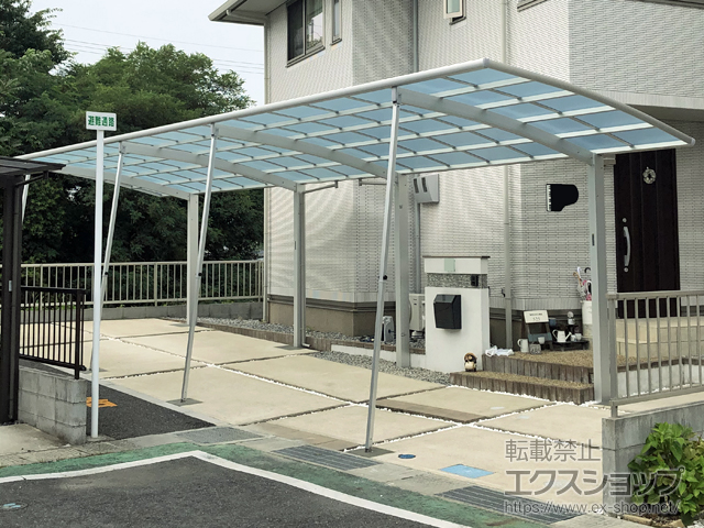 滋賀県草津市ののカーポート レイナポートグラン 縦連棟　積雪〜20cm対応 施工例
