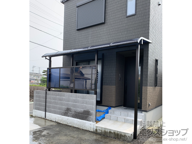 香川県丸亀市ののテラス屋根 ソラリア R型 テラスタイプ 単体 積雪〜20cm対応 施工例
