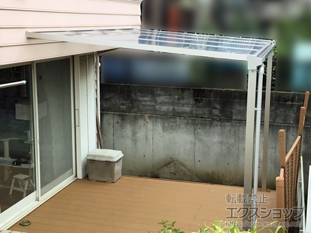 東京都多摩市ののテラス屋根 ソラリア F型 テラスタイプ 単体 積雪〜20cm対応 施工例
