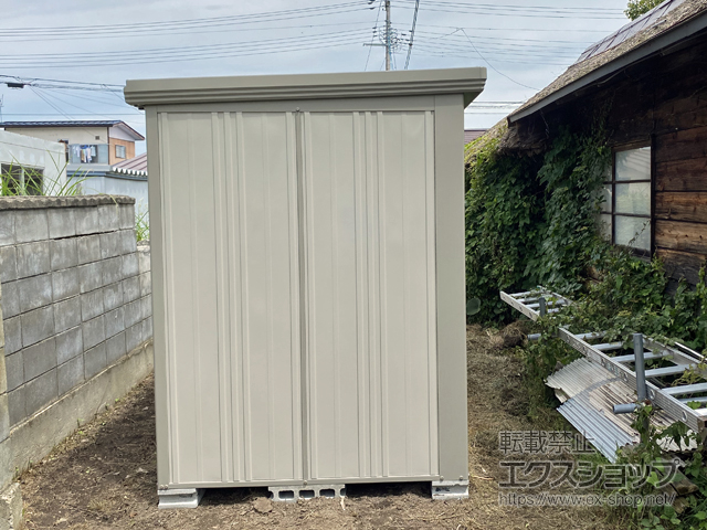 山形県米沢市のの物置・屋外倉庫 Mr.ストックマンダンディ 多雪型 2532×1590×2110（ND-S2515） ND-S2515-B 施工例