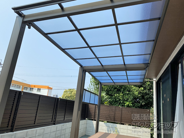 熊本県熊本市ののテラス屋根 フーゴF 独立テラスタイプ 連棟 積雪〜20cm対応 施工例