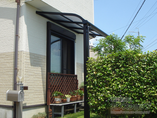 静岡県浜松市ののテラス屋根 ソラリア R型 テラスタイプ 単体 積雪〜20cm対応 施工例