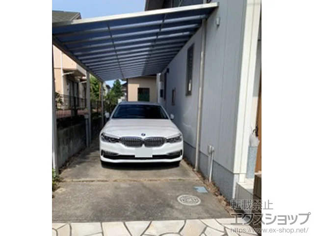 神奈川県横須賀市のYKKAPのテラス屋根 ソラリア F型 テラスタイプ 連棟 積雪〜20cm対応 施工例