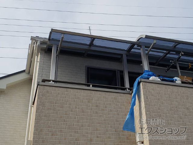 千葉県柏市ののバルコニー・ベランダ屋根 プレシオステラスII R型 屋根タイプ 単体 積雪〜20cm対応 施工例