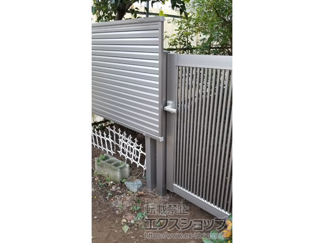 千葉県船橋市ののフェンス・柵 ミエーネ目隠しルーバーフェンス 上段のみ設置 自立建て用 施工例