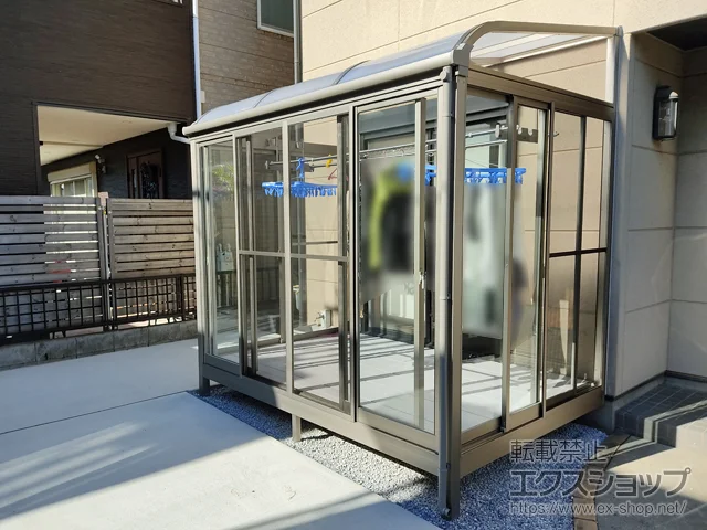 ʌ{sLIXIL(NV)̃eX͂ET[ Tj[WR^ [܂ }Ȃ ϐ20cmΉ {H