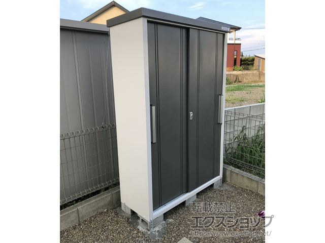 徳島県徳島市のの物置・屋外倉庫 クール COOL-1350 一般型 1300×500×1937 COOL-1350-GM 施工例