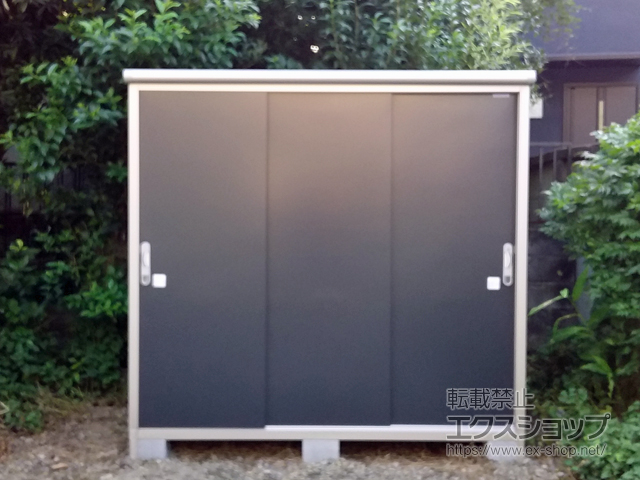 東京都北区のの物置・屋外倉庫 エスモ 一般型 2100×900×1959（ESE-2109A） ESE-2109A-SM 施工例