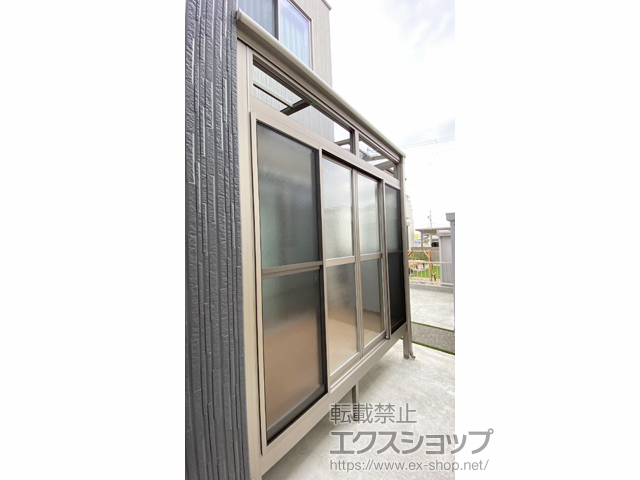 三重県三重郡菰野町ののテラス囲い・サンルーム サニージュ F型 床納まり ランマ付 積雪〜20cm対応 *片袖納まり 施工例