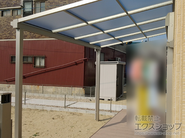 愛知県常滑市ののテラス屋根 ソラリア F型 テラスタイプ 単体 積雪〜20cm対応 施工例