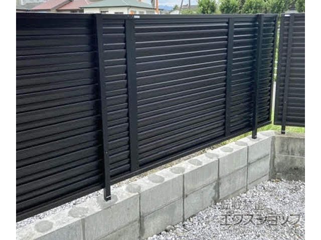 宮崎県小林市ののフェンス・柵 シャトレナ M3型 フリー支柱タイプ 施工例