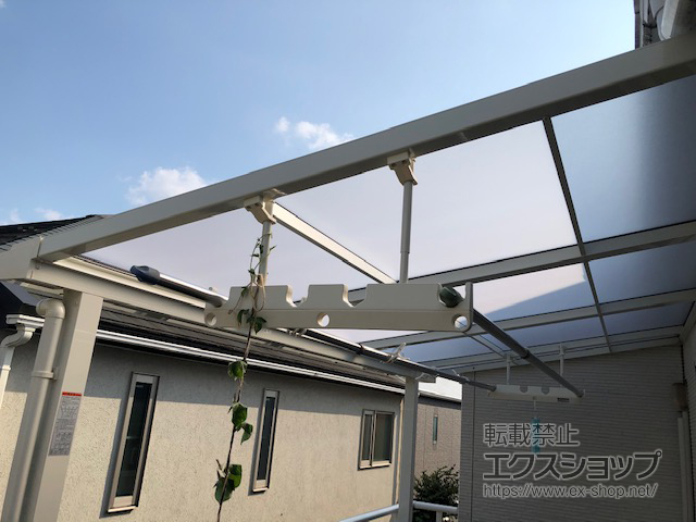 東京都世田谷区ののバルコニー・ベランダ屋根 スピーネ F型 屋根タイプ 単体 積雪〜20cm対応 施工例