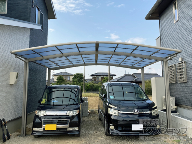 熊本県宇城市ののカーポート ネスカR (ラウンドスタイル) ワイド 積雪〜20cm対応 施工例