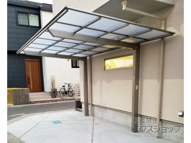 埼玉県草加市ののカーポート ネスカF (フラットスタイル) 積雪〜20cm対応 施工例