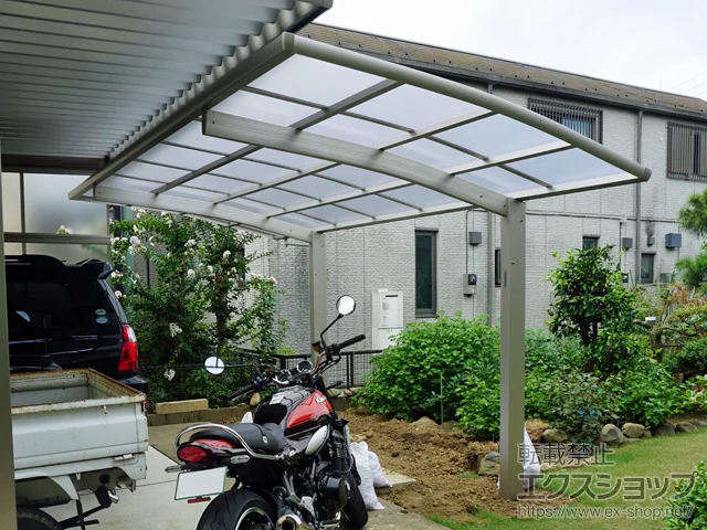 ssYKKAP̃J[|[g Ci|[gO@ϐ`20cmΉ {H