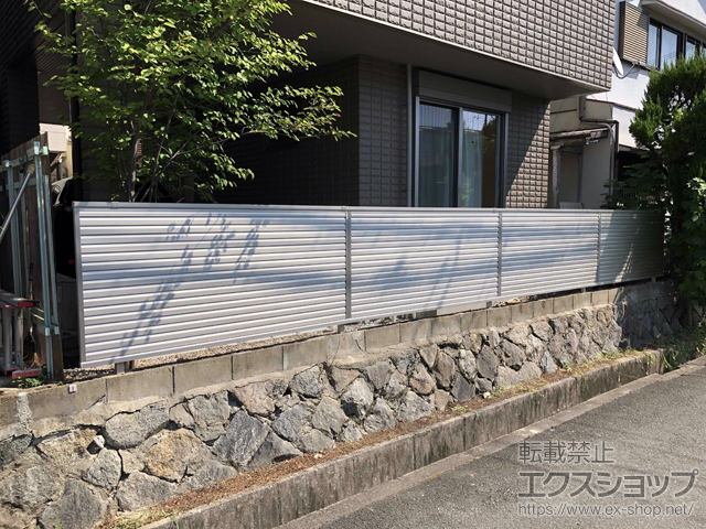 大阪府高槻市ののフェンス・柵 ミエーネフェンス 目隠しルーバータイプ・自由柱施工 施工例