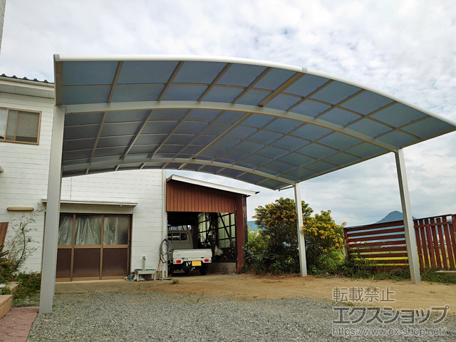 香川県丸亀市ののカーポート ネスカR (ラウンドスタイル) ワイド 積雪〜20cm対応 施工例
