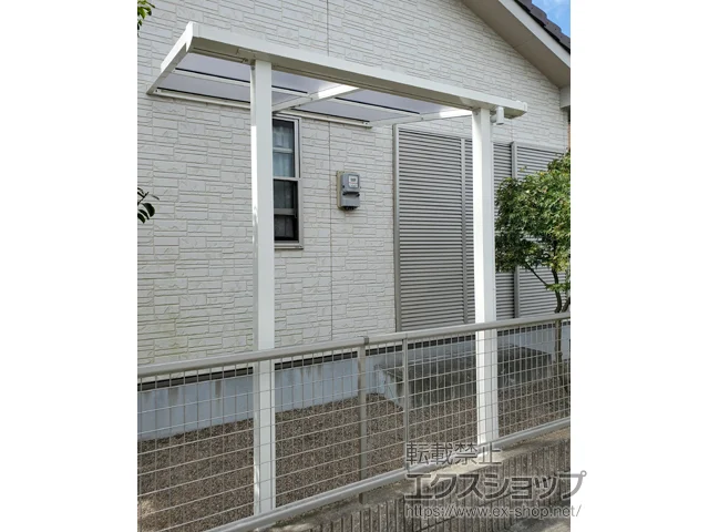 熊本県合志市のYKKAPのテラス屋根 ソラリア F型 テラスタイプ 単体 積雪～20cm対応 施工例