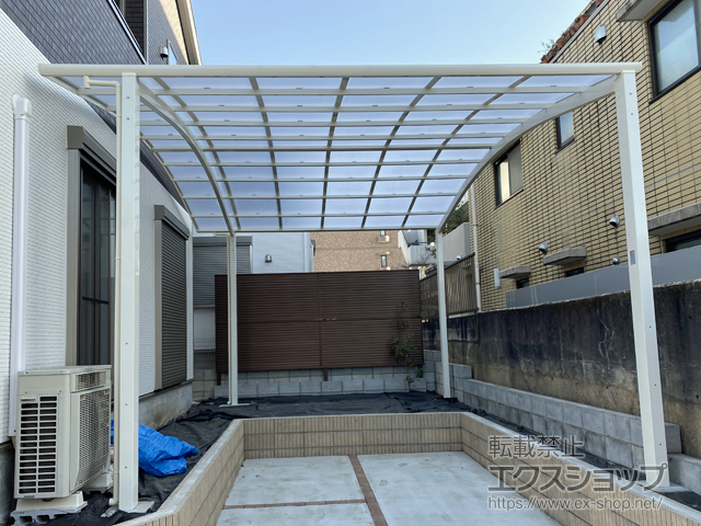 東京都羽村市ののカーポート ネスカR (ラウンドスタイル) ワイド 積雪〜20cm対応 施工例