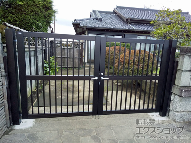 茨城県那珂郡東海村のの門扉 フレラインN 笠木タイプ 1型 両開きセット 施工例