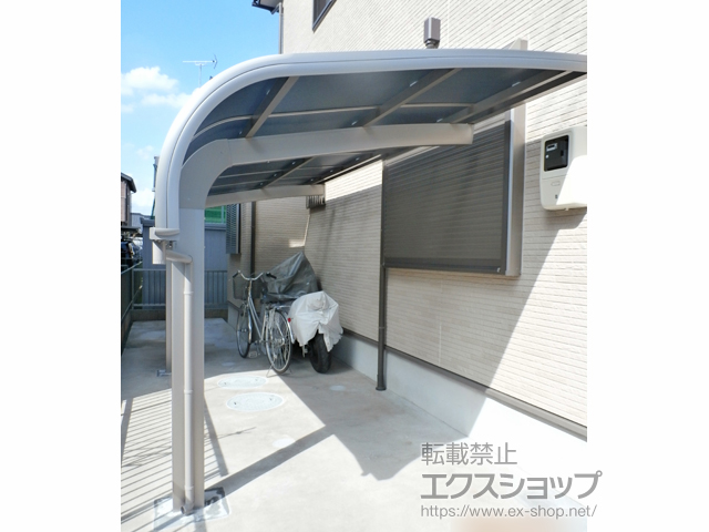 群馬県伊勢崎市のLIXIL リクシル（トステム）のカーポート テールポートシグマIII 積雪〜20cm対応 施工例