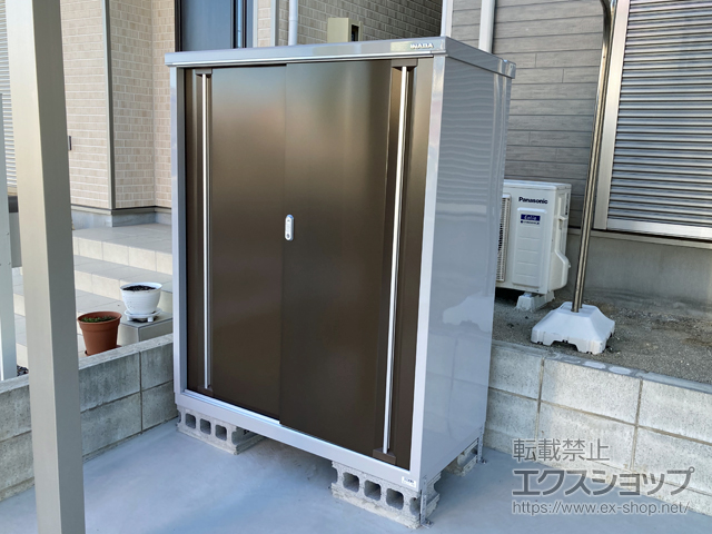 愛知県小牧市のの物置・屋外倉庫 シンプリー 一般型 1320×615×1603（MJX-136DP） MJX-136D-P-TB 施工例