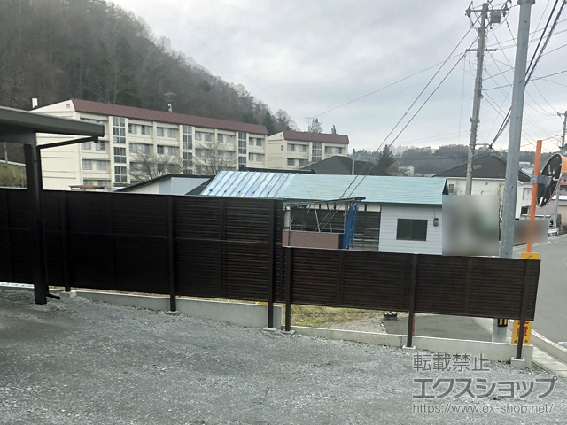 岩手県岩手郡岩手町ののフェンス・柵 ミエーネフェンス 目隠しルーバータイプ 自由柱施工 施工例