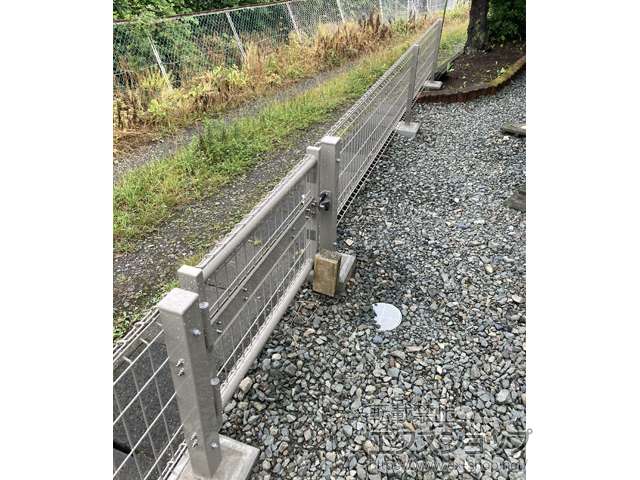 岩手県奥州市のの門扉 【特注】ハイグリッド門扉N8型 片開き 柱使用 施工例