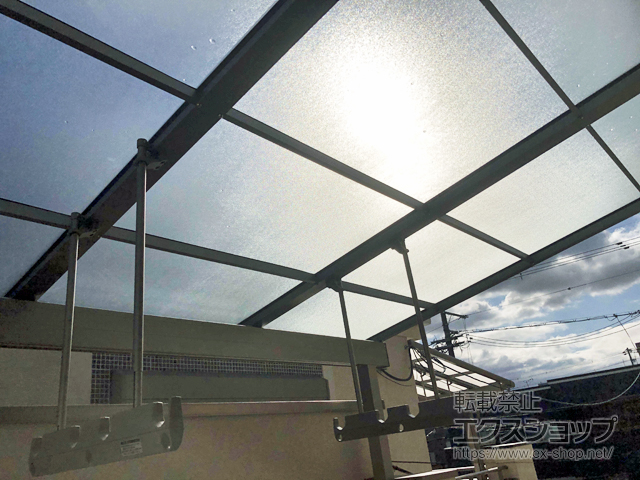 大阪府東大阪市ののバルコニー・ベランダ屋根 スピーネ F型 屋根タイプ 単体 積雪〜20cm対応 施工例