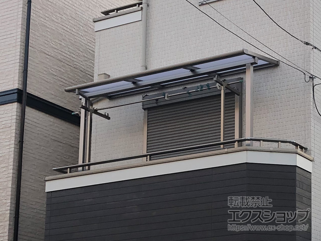 東京都板橋区ののバルコニー・ベランダ屋根 スピーネ F型 屋根タイプ 単体 積雪〜20cm対応 施工例