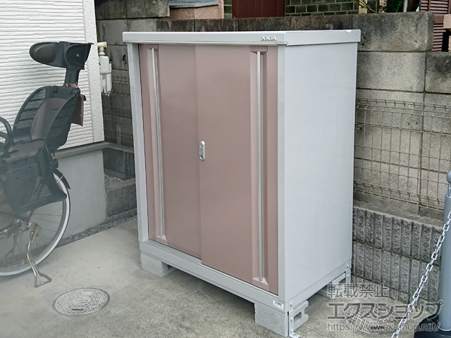 東京都足立区のの物置・屋外倉庫 シンプリー 一般型 1100×615×1303（MJX-116C-P） MJX-116C-P-AR 施工例