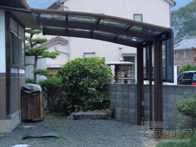 岡山県浅口郡里庄町ののカーポート レイナポートグラン　積雪〜20cm対応 施工例