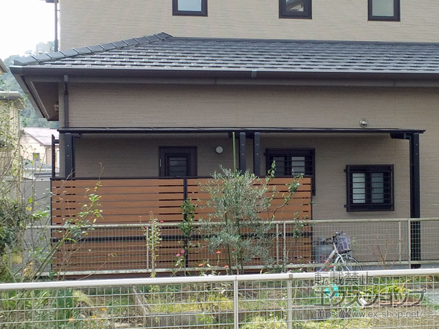 熊本県玉名郡玉東町ののフェンス・柵 モクアルフェンス 横板タイプ 2段支柱 自立建て用 施工例