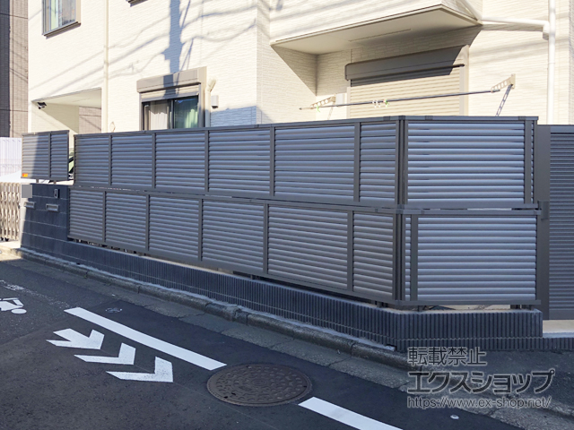 東京都西東京市ののフェンス・柵 フェンスAB YL3型 横ルーバー3　多段柱(パネル1段) 施工例
