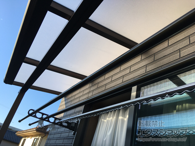 静岡県掛川市ののバルコニー・ベランダ屋根 プレシオステラスII F型 屋根タイプ 単体 積雪〜20cm対応 施工例