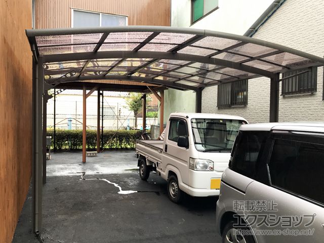 愛媛県松山市ののカーポート ネスカR (ラウンドスタイル) ワイド 積雪〜20cm対応 施工例