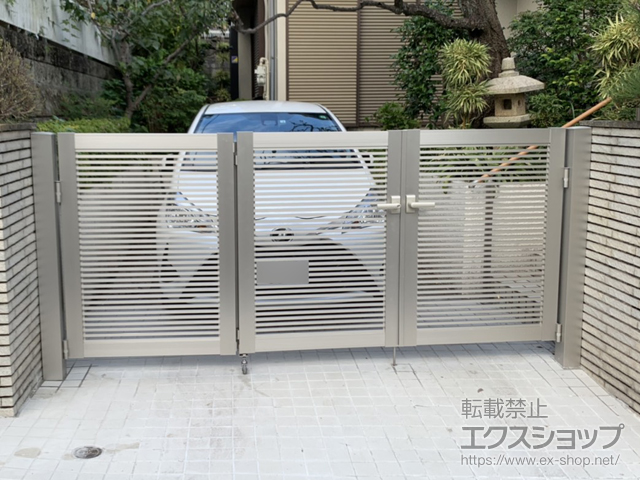 東京都日野市のの門扉 シンプレオ門扉1型 横格子 3枚折戸　門柱仕様 施工例