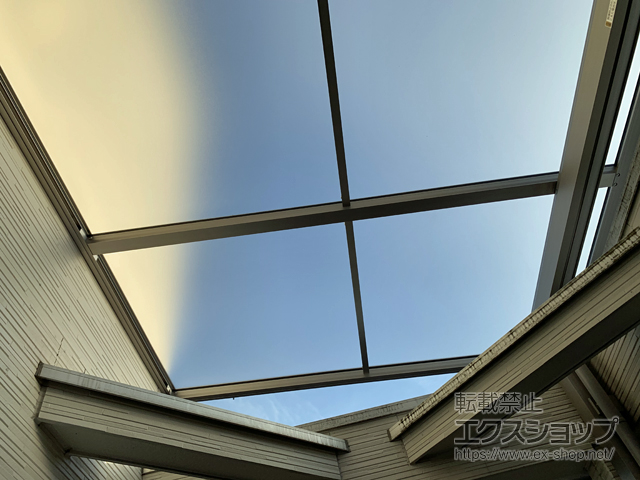 愛知県名古屋市ののバルコニー・ベランダ屋根 プレシオステラスII F型 屋根タイプ 単体 積雪〜20cm対応 施工例