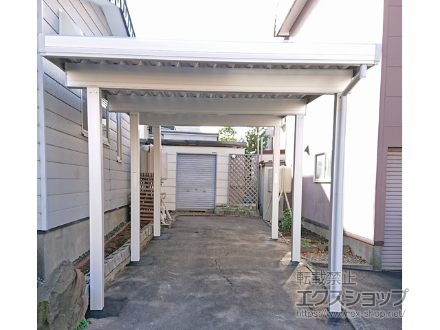 北海道札幌市のLIXIL リクシル（トステム）のカーポート テリオスポートIII 4500 角6本柱 積雪〜150cm対応 施工例