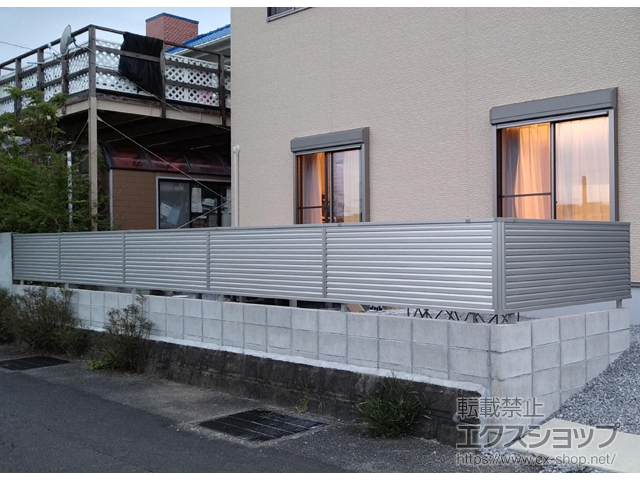 宮崎県宮崎市ののフェンス・柵 ミエーネフェンス 目隠しルーバータイプ 自由柱施工 施工例