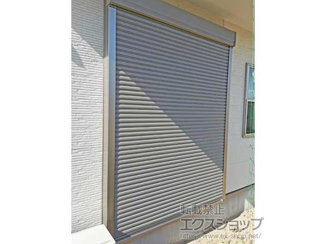 愛知県名古屋市のLIXIL リクシル（トステム）の窓シャッター リフォームシャッター 手動式 標準タイプ 施工例
