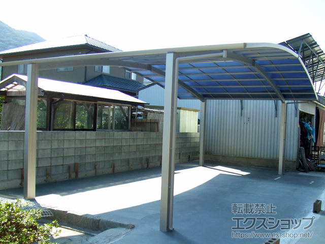 徳島県吉野川市ののカーポート レイナトリプルポートグラン　積雪〜20cm対応 施工例